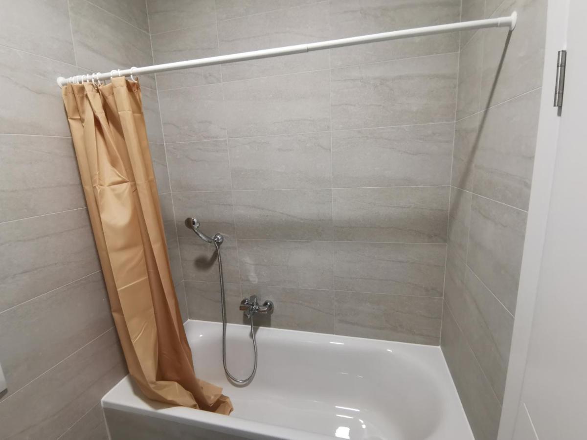 Magi Apartments โนวีซาด ภายนอก รูปภาพ